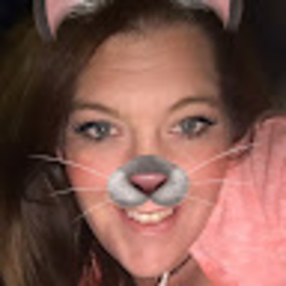 Meet your Posher, Carrie